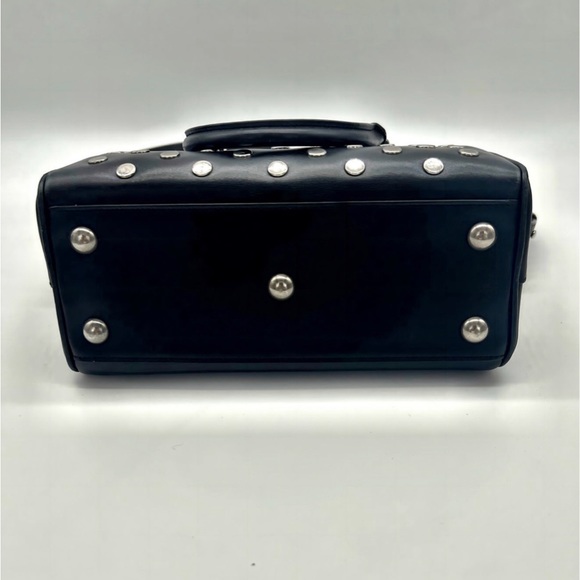RARE YSL ✨Excellent Condition✨Classic Baby Studded Duffle Bag in Black Leather - Picture 6 of 12